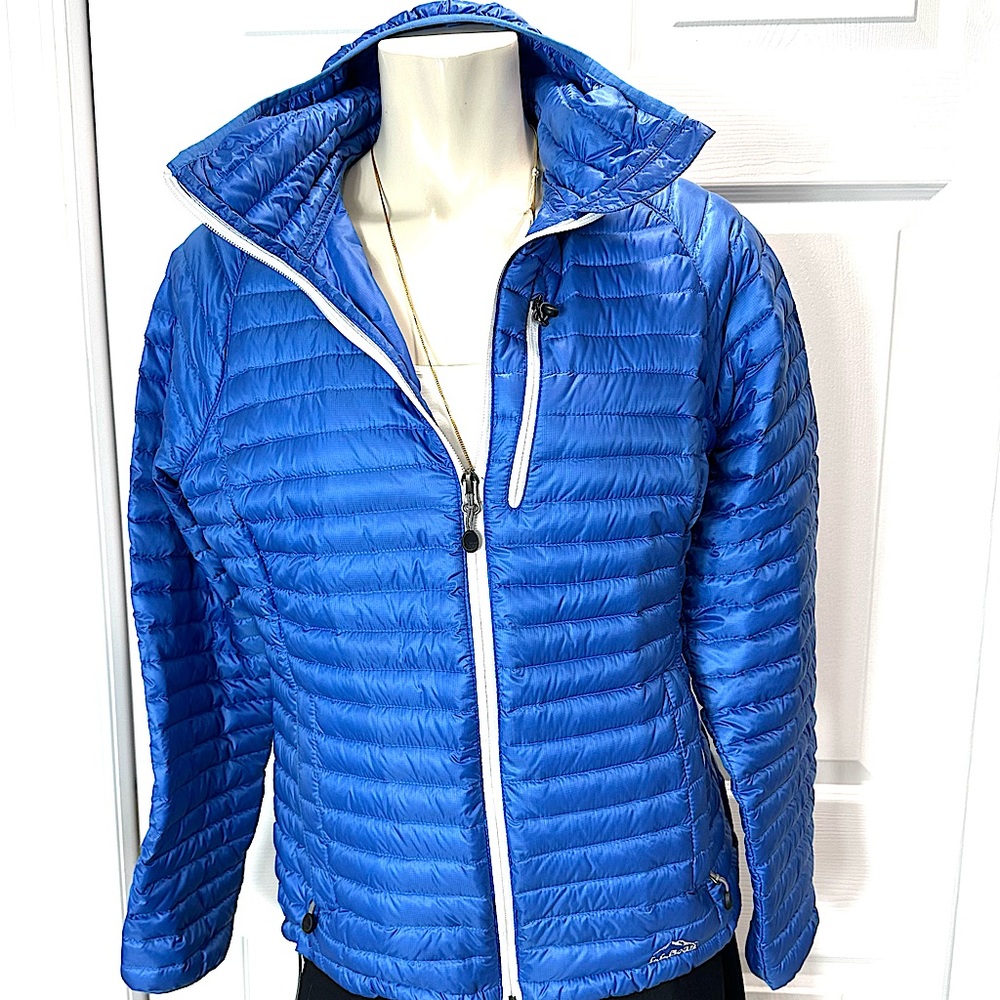 L.L.BEAN jacket women’s ultralight 850 DOWN HOODED SWEATER JACKET BLUE zip M